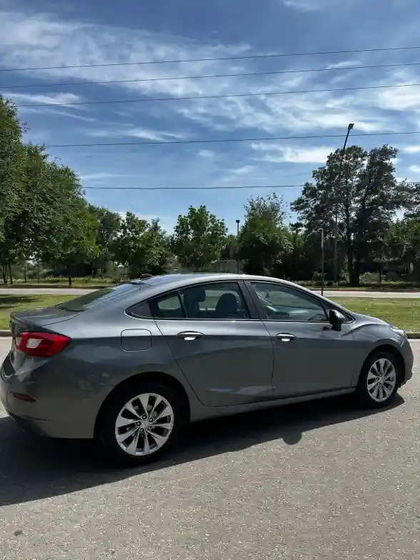 Chevrolet Cruze 1.4 4 Ptas Lt  2017 - foto 3