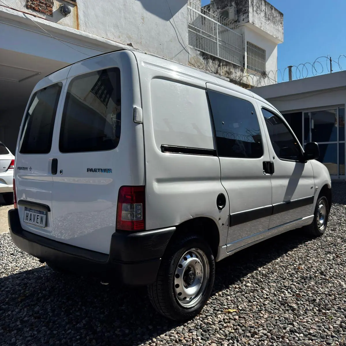 Peugeot Partner 1.6 Hdi Confort 5 Plazas  2016 - foto 3