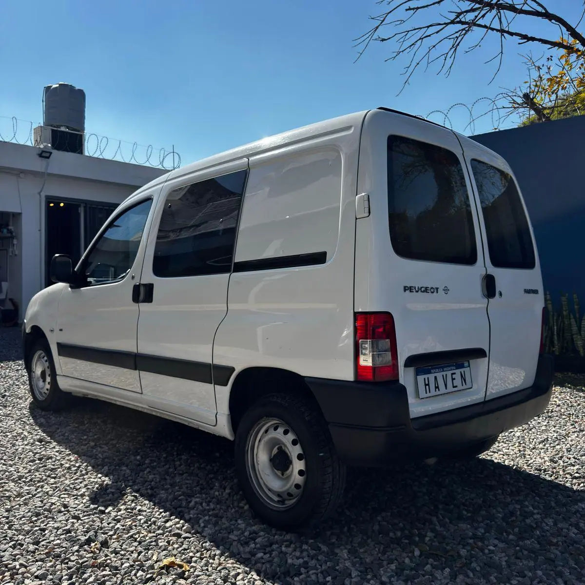 Peugeot Partner 1.6 Hdi Confort 5 Plazas  2016 - foto 4