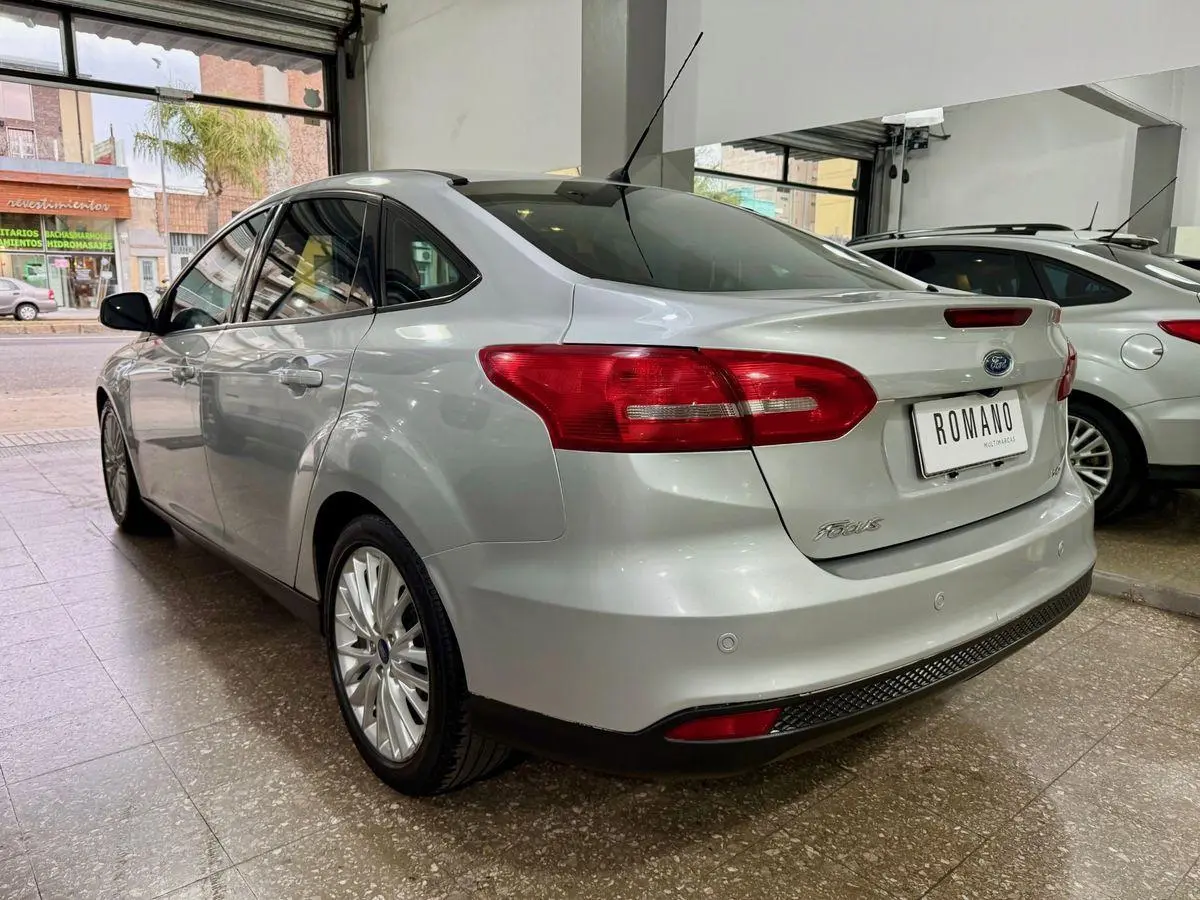 Ford Focus L/16 2.0 4 P Se Plus Power  2016 - foto 4