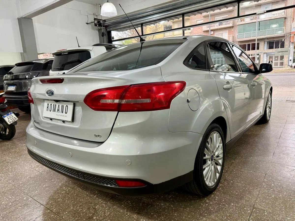 Ford Focus L/16 2.0 4 P Se Plus Power  2016 - foto 5