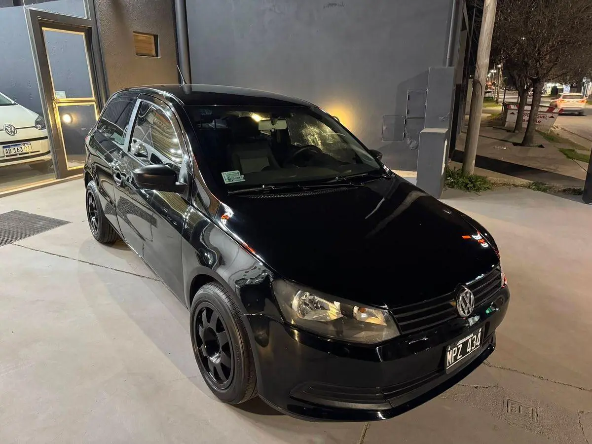 Volkswagen Gol Trend 1.6 3 P L/13 Pack 1  2013 - foto 2