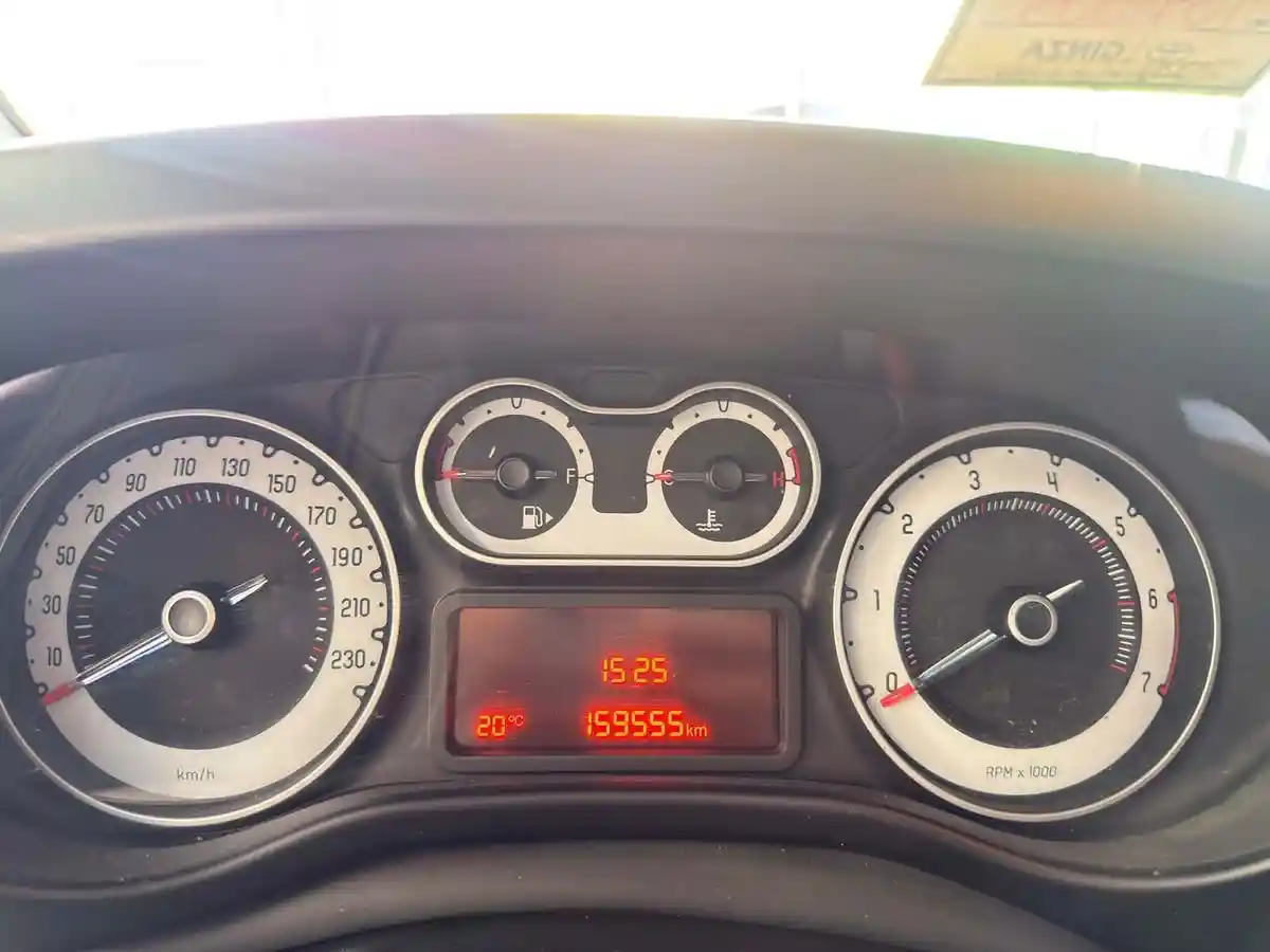 Fiat 500  1.4 Sport Mex  2015 - foto 4