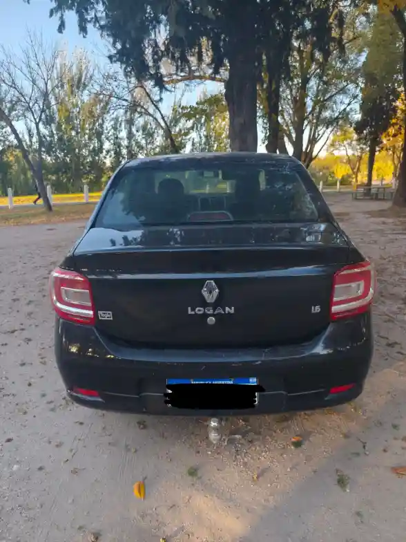 Renault Logan Ii 1.6  8V Expression  2016 - foto 4