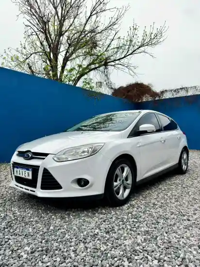 Ford Focus L/14 1.6 5 P S  2014 - foto 1