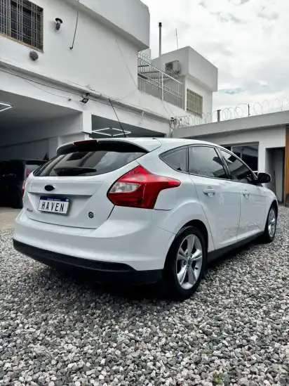 Ford Focus L/14 1.6 5 P S  2014 - foto 3