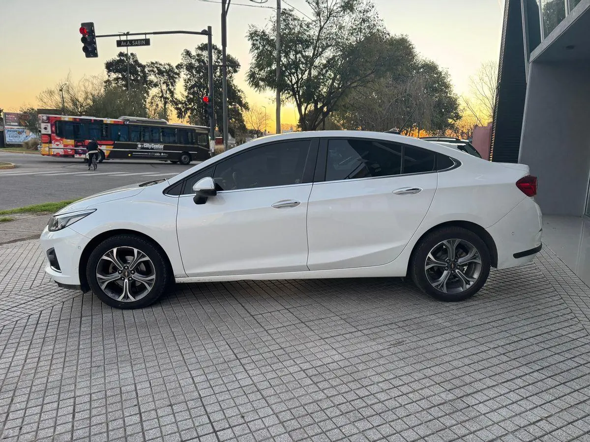 Chevrolet Cruze 1.4 4 Ptas Premier At  2021 - foto 2
