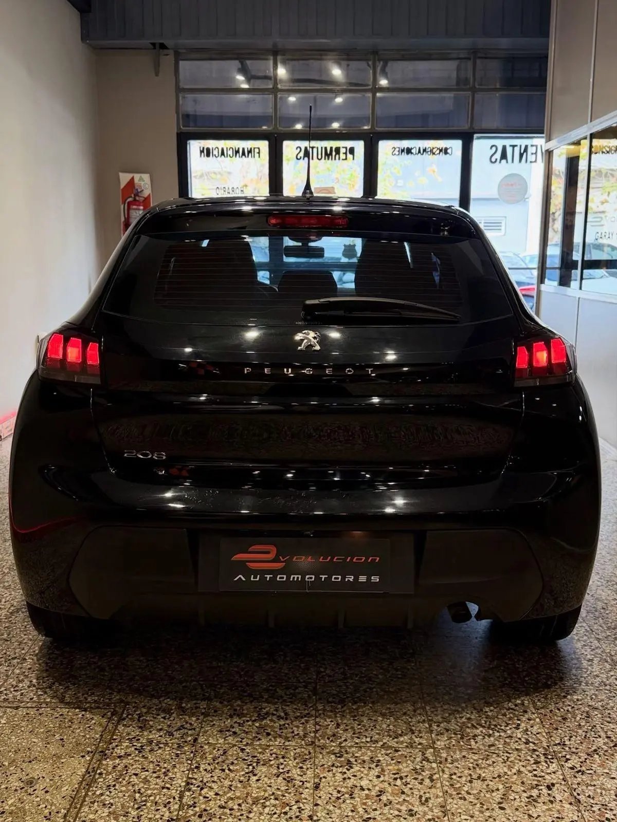 Peugeot 208 L/20 1.6 Active  2021 - foto 4