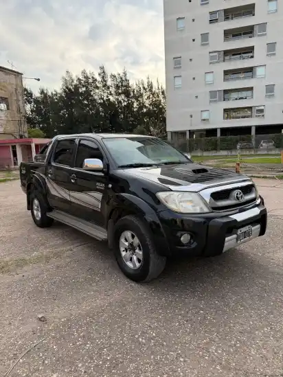 Toyota Hilux L/05 3.0 Dc 4X4 Tdi Srv Cu A  2009 - foto 3