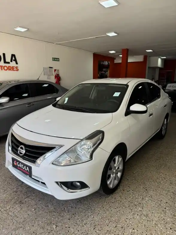 Nissan Versa 1.6 Advance Pure Drive L/17  2018 - foto 3