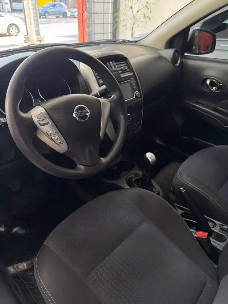 Nissan Versa 1.6 Advance Pure Drive L/17  2018 - foto 5