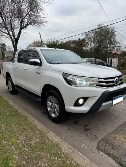 Toyota Hilux L/16 2.8 Dc 4X2 Tdi Srv  2018 - foto 1