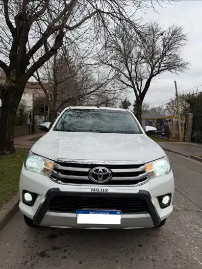 Toyota Hilux L/16 2.8 Dc 4X2 Tdi Srv  2018 - foto 2