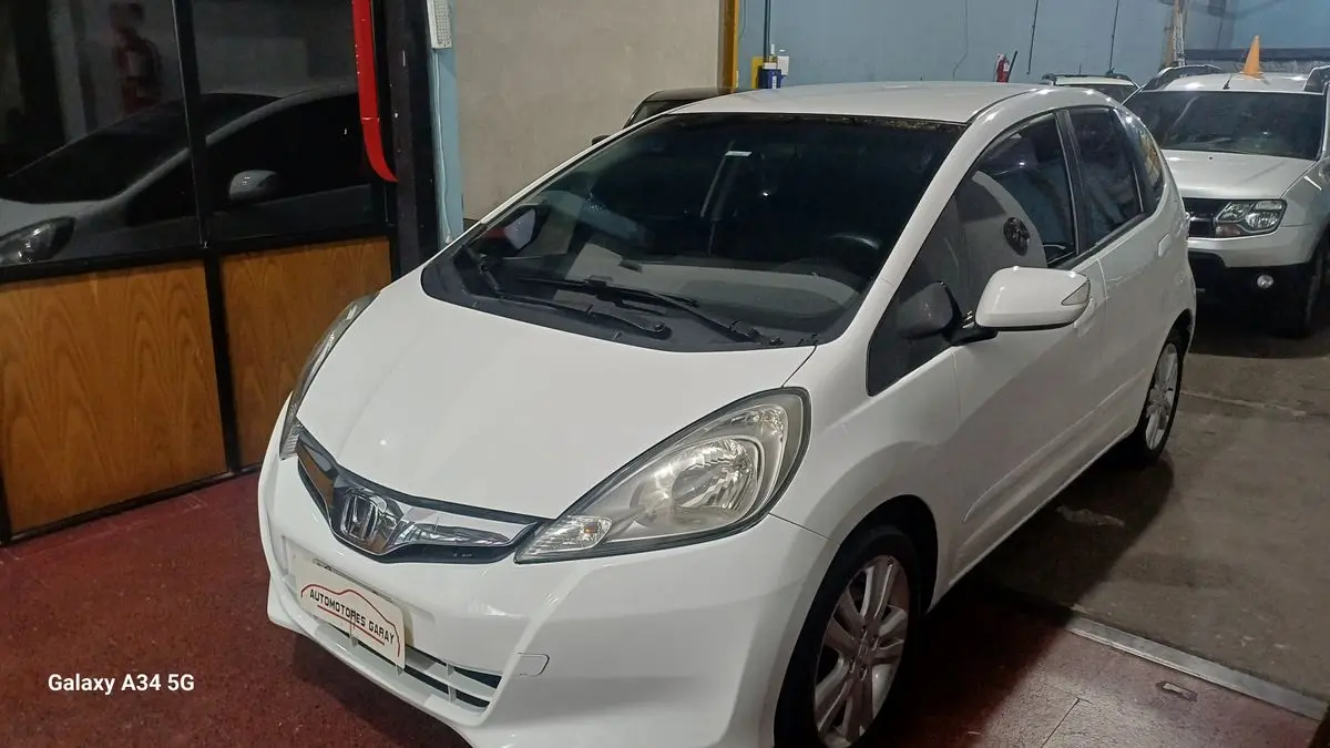 Honda Fit  1.5 Ex  5 Ptas     L/09//L/13  2012 - foto 2