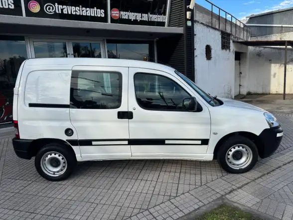 Citroen Berlingo Furgon 1.6 Hdi Business Mixto  2021 - foto 4