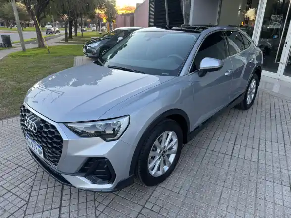 Audi Q3 1.4 T 150Hp 35 Stronic Sportback   2025 - foto 1