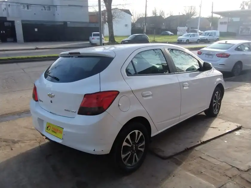 Chevrolet Onix 1.4 Ltz  2015 - foto 2