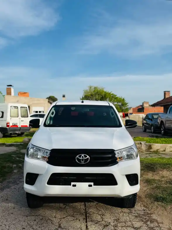 Toyota Hilux L/16 2.4 Dc 4X4 Tdi Dx  2017 - foto 5