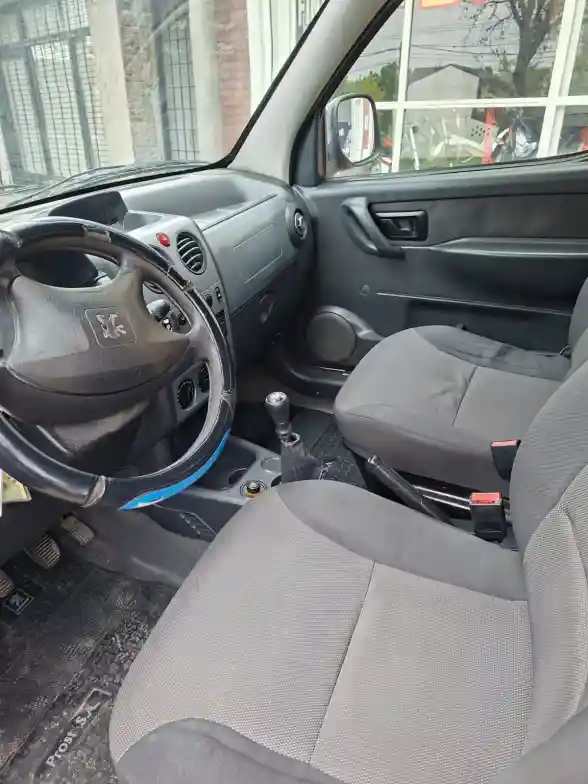 Peugeot Partner Pata. 1.6Hdi Vtc    L10/17  2011 - foto 5