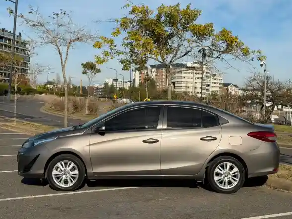 Toyota Yaris 1.5 4 Ptas Xls  2019 - foto 5