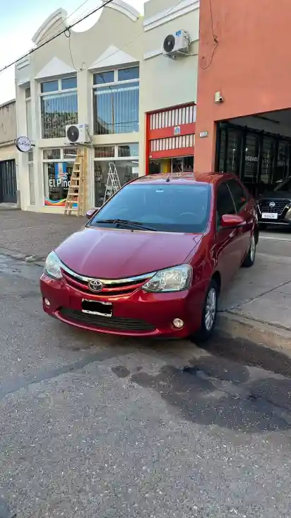 Toyota Etios 1.5 4 Ptas Xls  2015 - foto 2