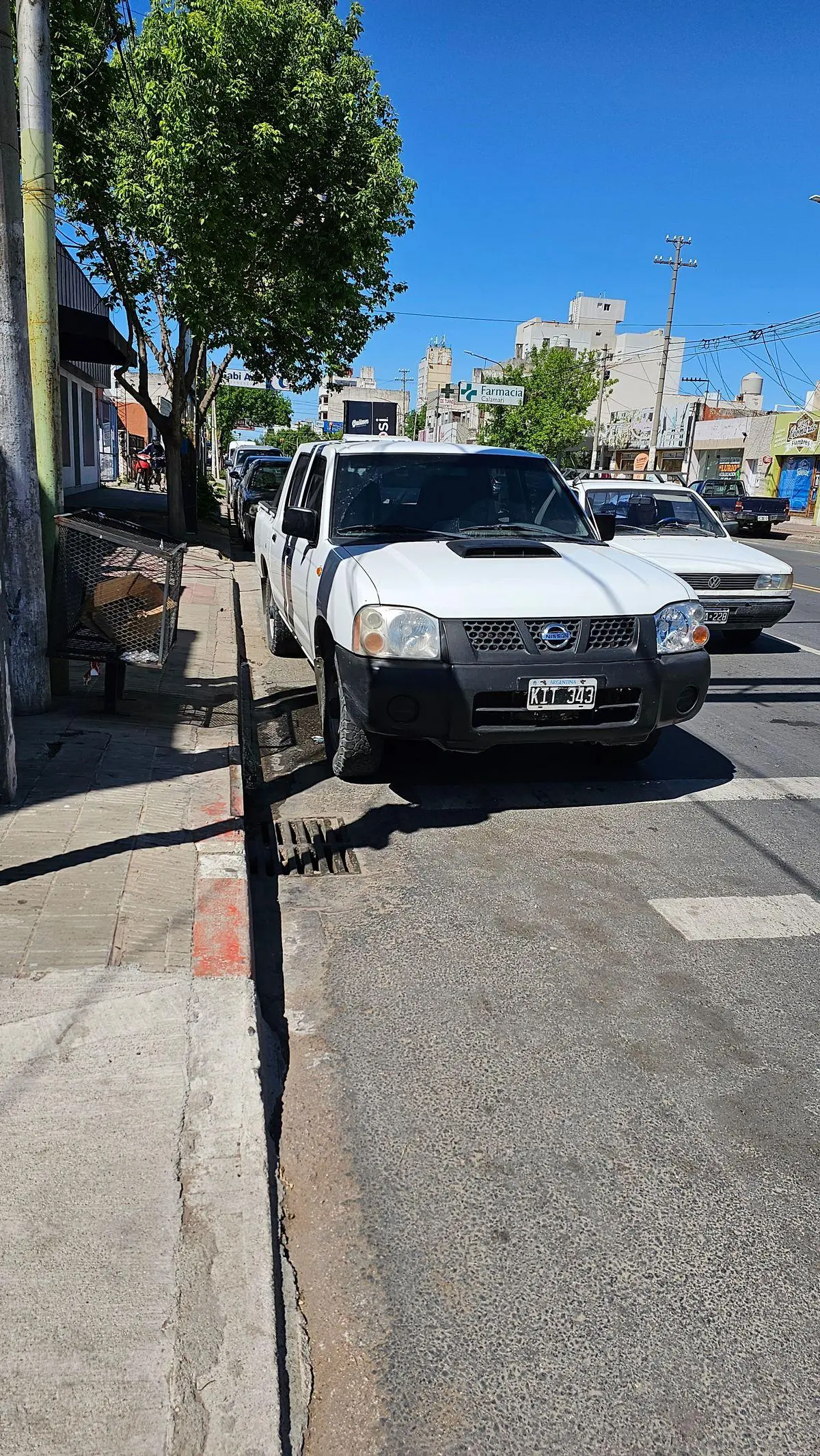 Nissan Pick-Up Frontier L/10 2.5 Np 300 4X2  2011 - foto 3