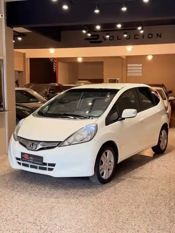 Honda Fit  1.5 Ex  5 Ptas     L/09//L/13  2014 - foto 1