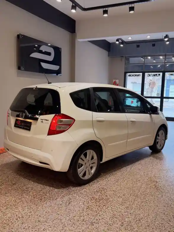Honda Fit  1.5 Ex  5 Ptas     L/09//L/13  2014 - foto 4
