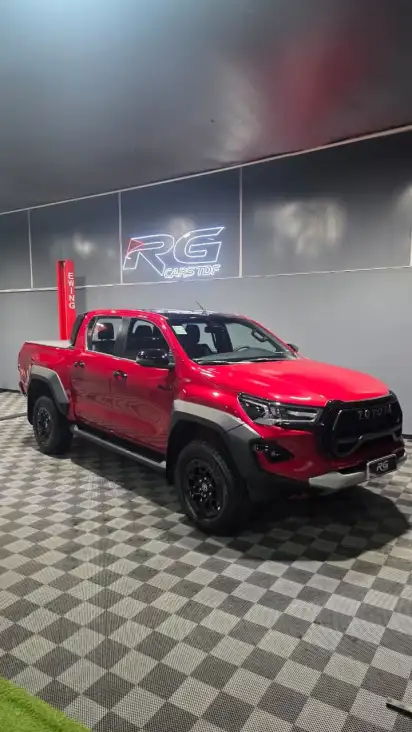 Toyota Hilux L/24 2.8 Dc 4X4 Tdi Gr-S Iv At  2026 - foto 1