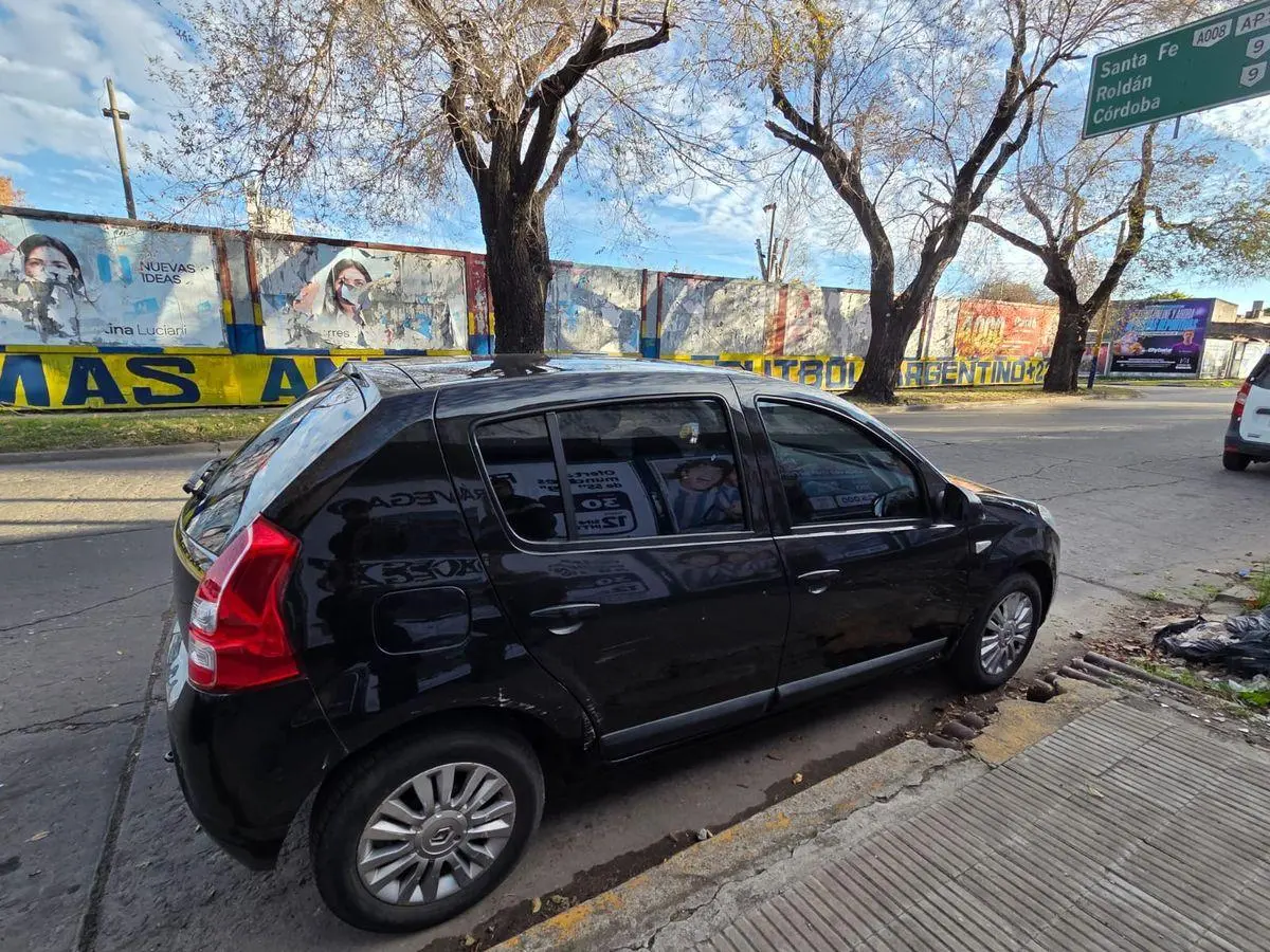 Renault Sandero 1.6 16V Luxe          L/11  2012 - foto 4