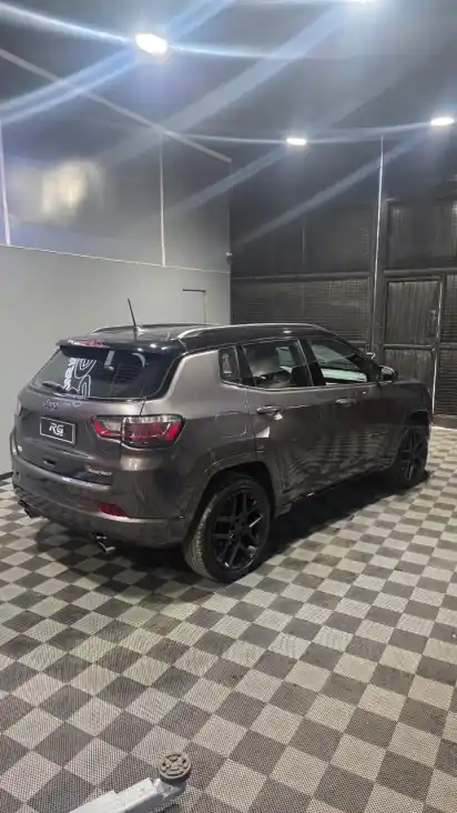Chrysler Jeep Compass 2.0T Blackhawk 4X4 At9  2025 - foto 4
