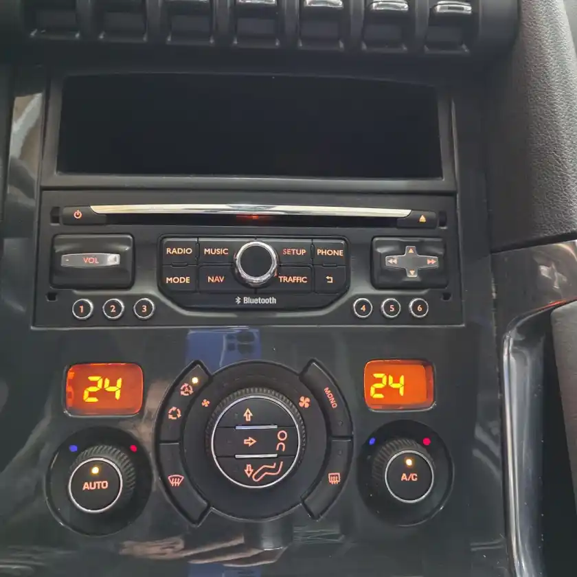 Peugeot 3008 1.6 Feline Tiptronic  2014 - foto 3