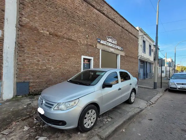 VOLKSWAGEN VOYAGE 1.6 COMFORTLINE PL. 2011 - foto 1