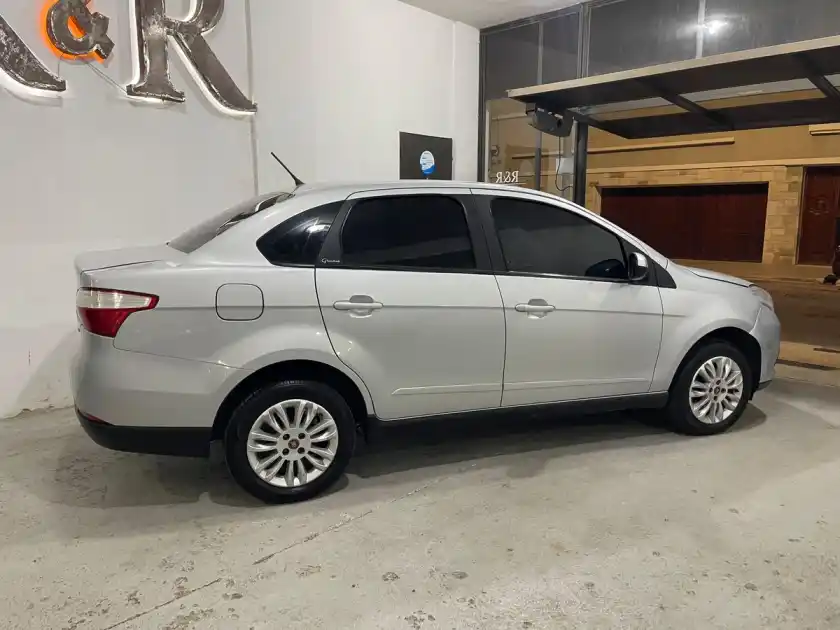 Fiat Grand Siena 1.4 Attractive L/14  2015 - foto 5