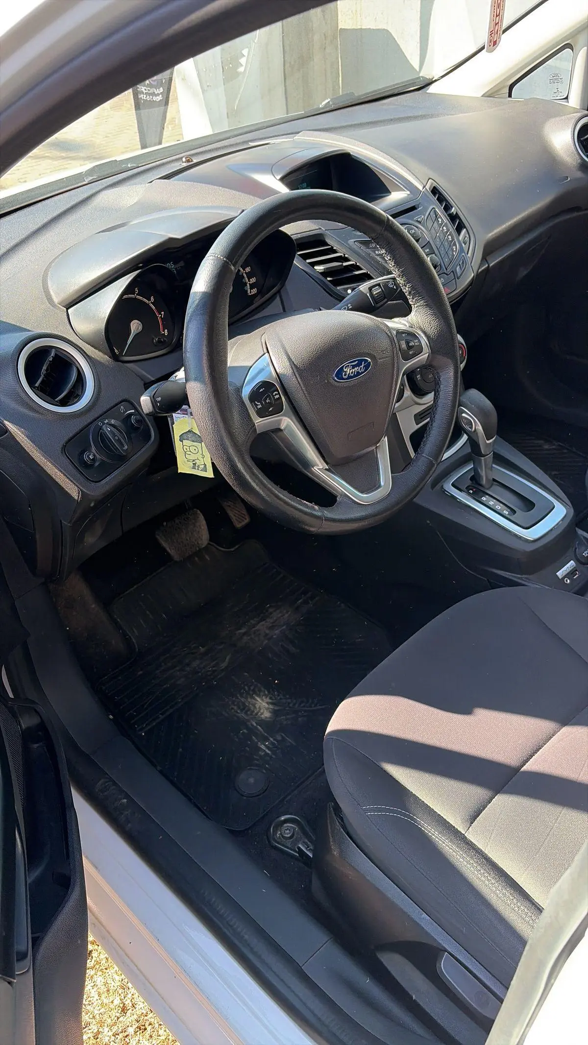 Ford Fiesta  1.6 5P Se      Power. (Kd)  2017 - foto 4