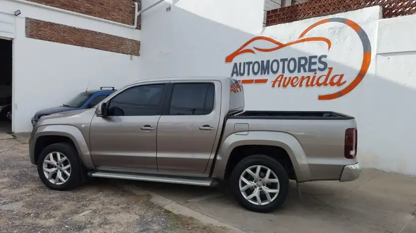 Volkswagen Amarok V6 30Td 4X4 Dc At 258Hp Highli  2022 - foto 1
