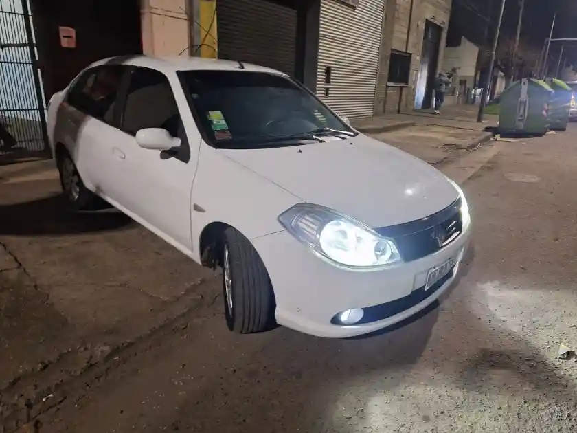 RENAULT SYMBOL 1.6 16V LUXE 2010 - foto 1