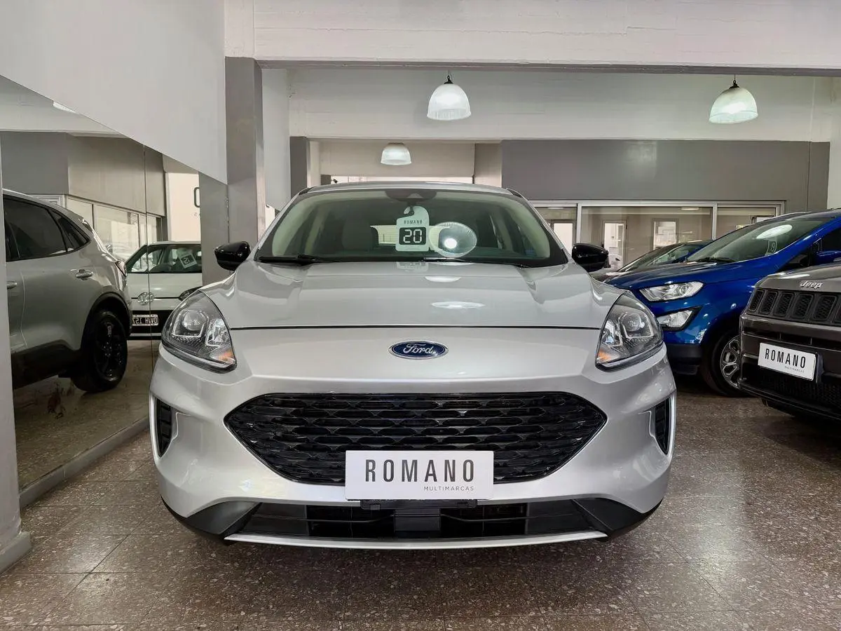 Ford Kuga 2.5 Hibrida  4X2 Aut  2020 - foto 2