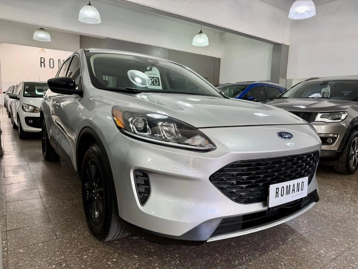Ford Kuga 2.5 Hibrida  4X2 Aut  2020 - foto 3