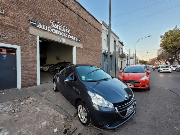 Peugeot 208 1.5 5P Active  2013 - foto 2