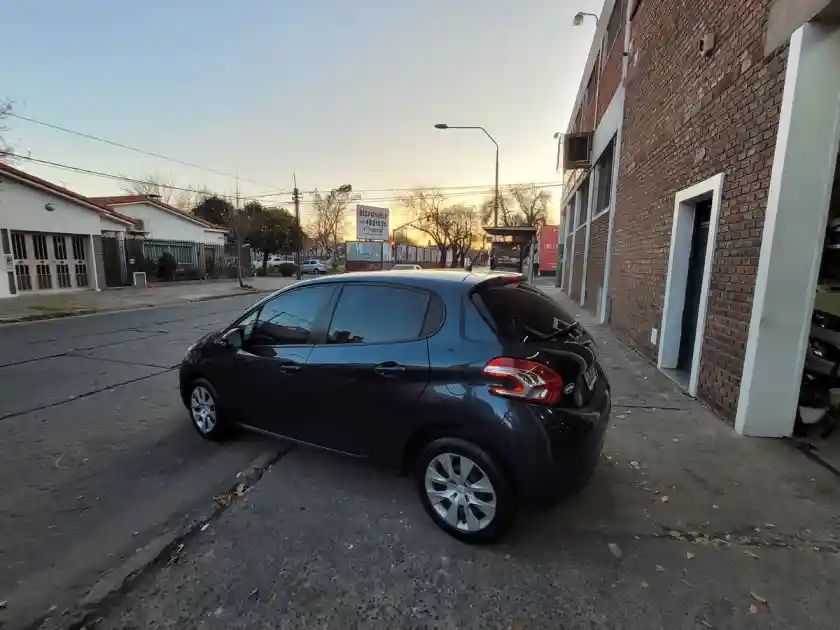 Peugeot 208 1.5 5P Active  2013 - foto 5