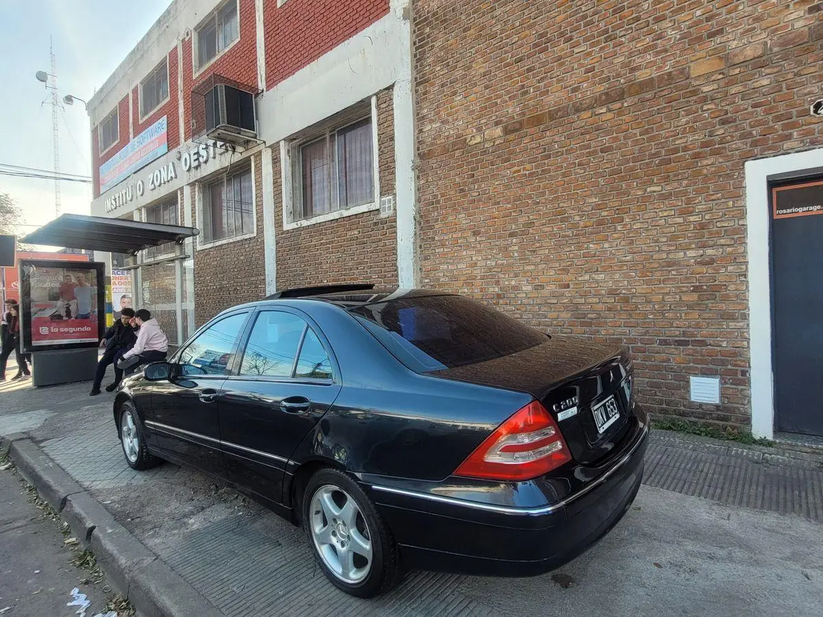 Mercedes Benz C 200 Kompressor Avantgarde  2000 - foto 2