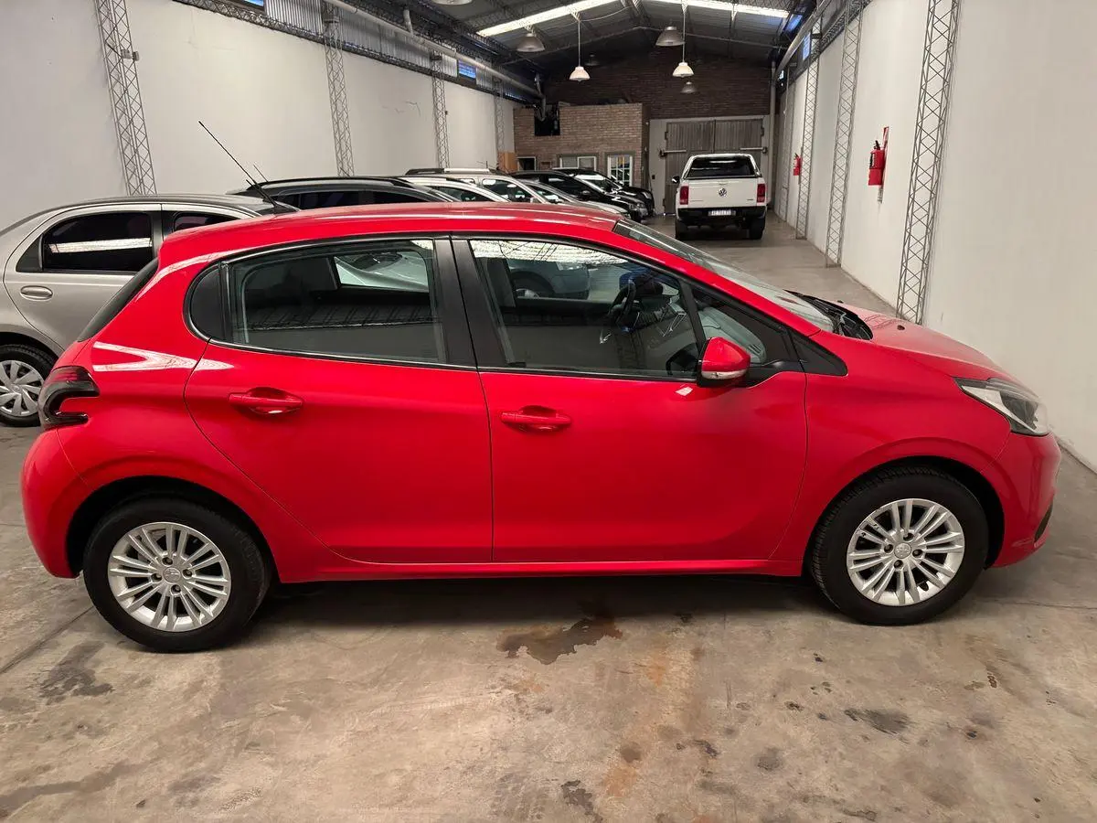 Peugeot 208 1.6 5P Allure Nav Tiptronic  2016 - foto 4