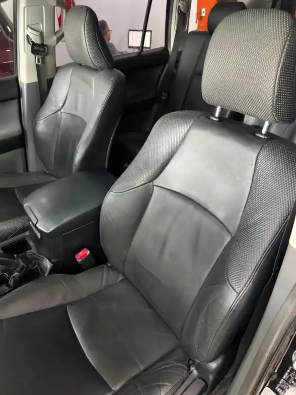 Toyota Land Cruiser Prado 4.0 Aut Txl  2012 - foto 5