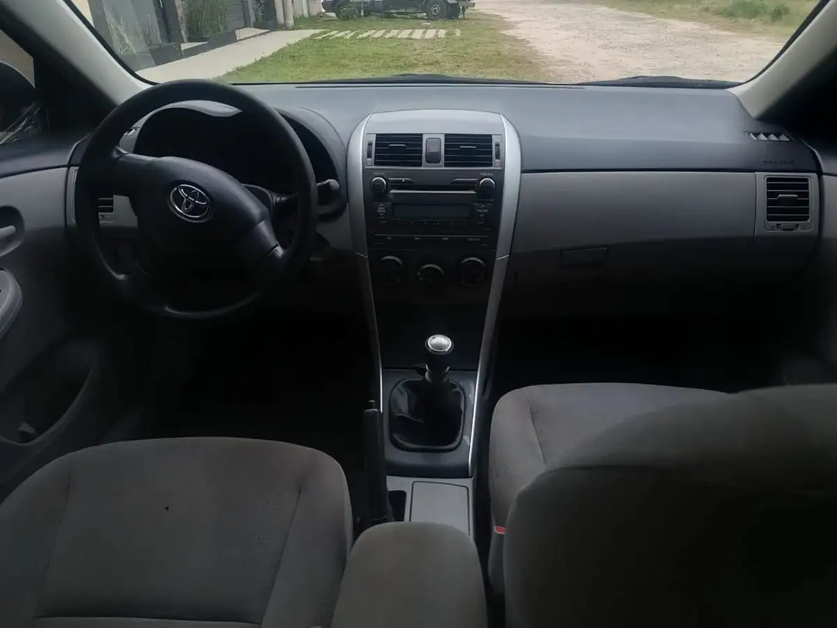 Toyota Corolla 1.8 Xli L/11  2013 - foto 3