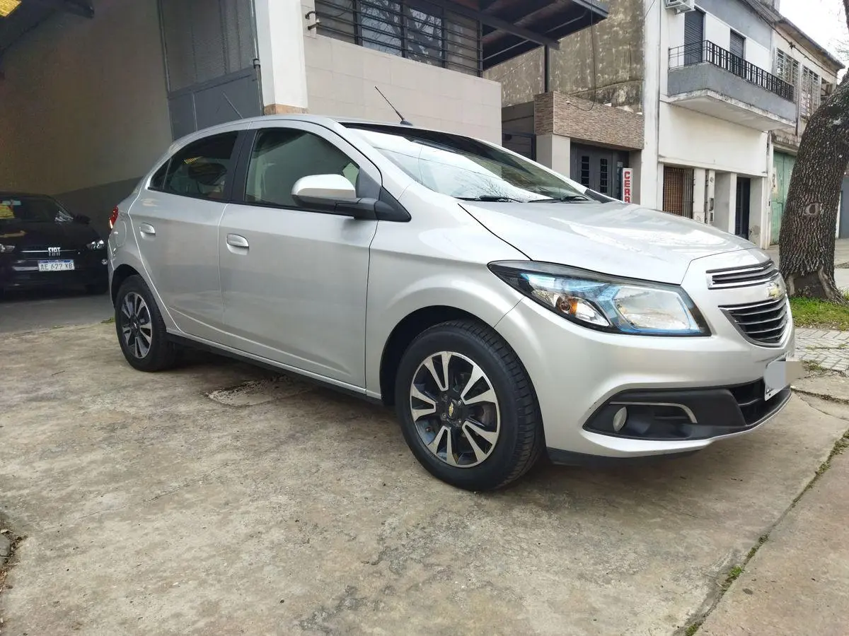 Chevrolet Onix 1.4 Ltz  2015 - foto 2