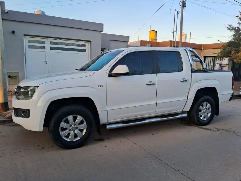 Volkswagen Amarok 20Td 4X2 Dc Starline 140Hp  2013 - foto 1