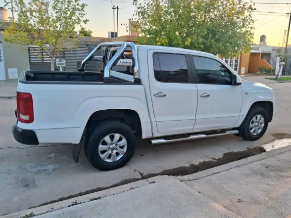 Volkswagen Amarok 20Td 4X2 Dc Starline 140Hp  2013 - foto 4