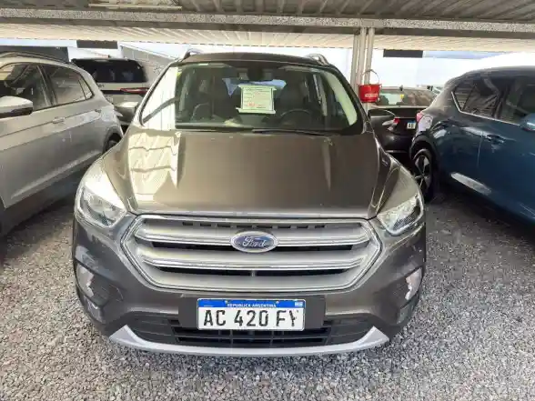 Ford Kuga 2.0 Sel      4X2 Aut     L/17  2018 - foto 5