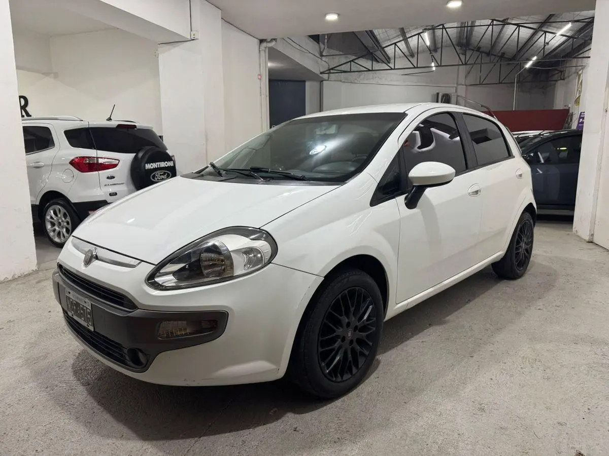 Fiat Punto 1.6 Essence L/13 Dualogic  2013 - foto 3